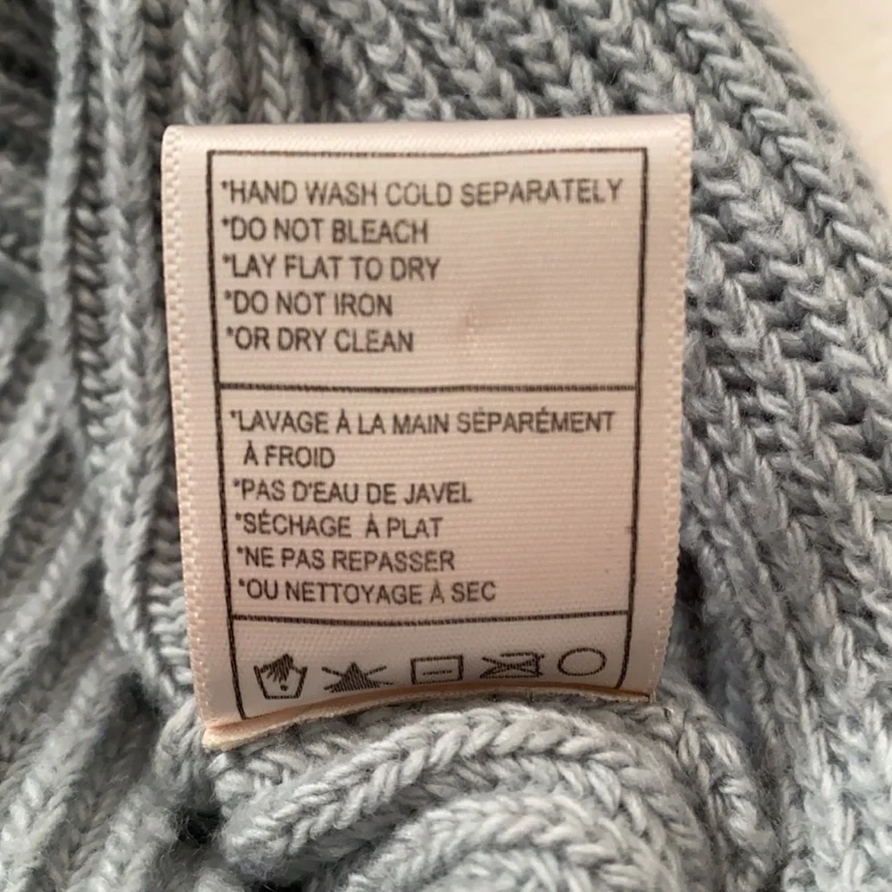 Cupcakes & Cashmere Gray Wrap Sweater Size L - Picture 9 of 13